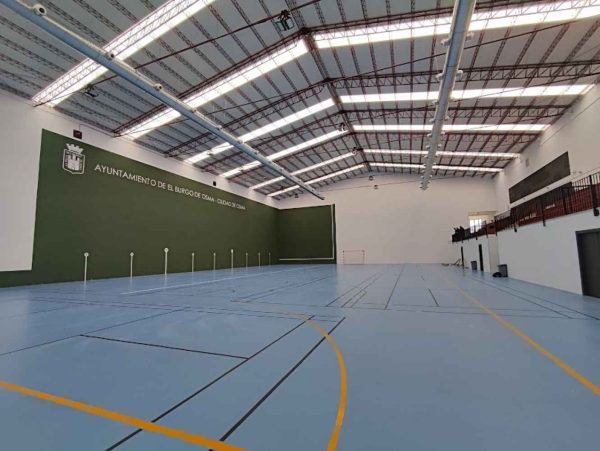 Polideportivo e instalaciones anejas